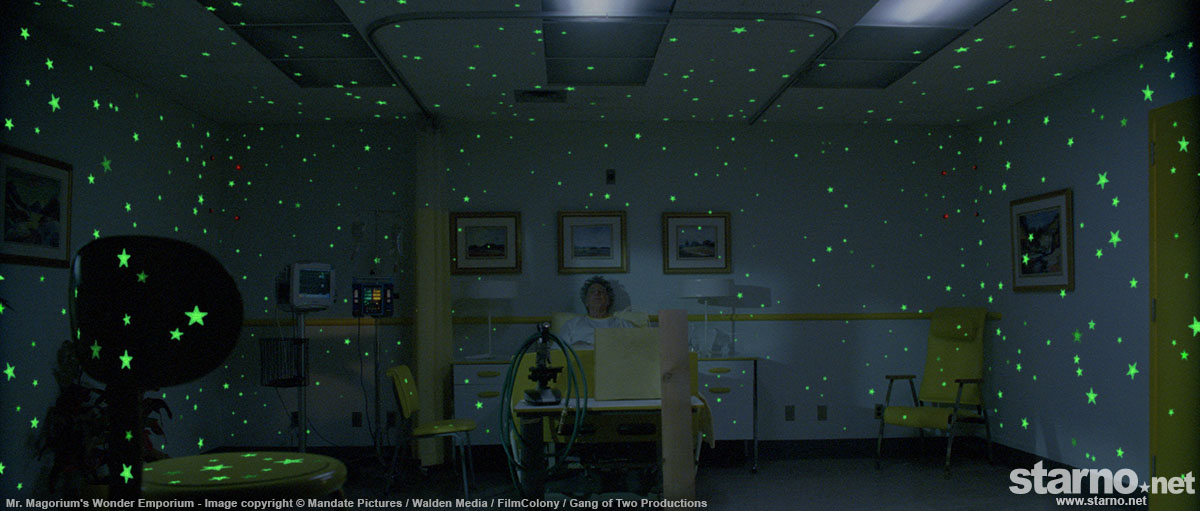 Hospital Scene - Glow-in-the-dark stars
